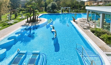 Piscina Hotel Harrys
