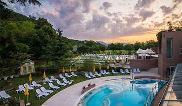 Piscina Hotel Preistoriche